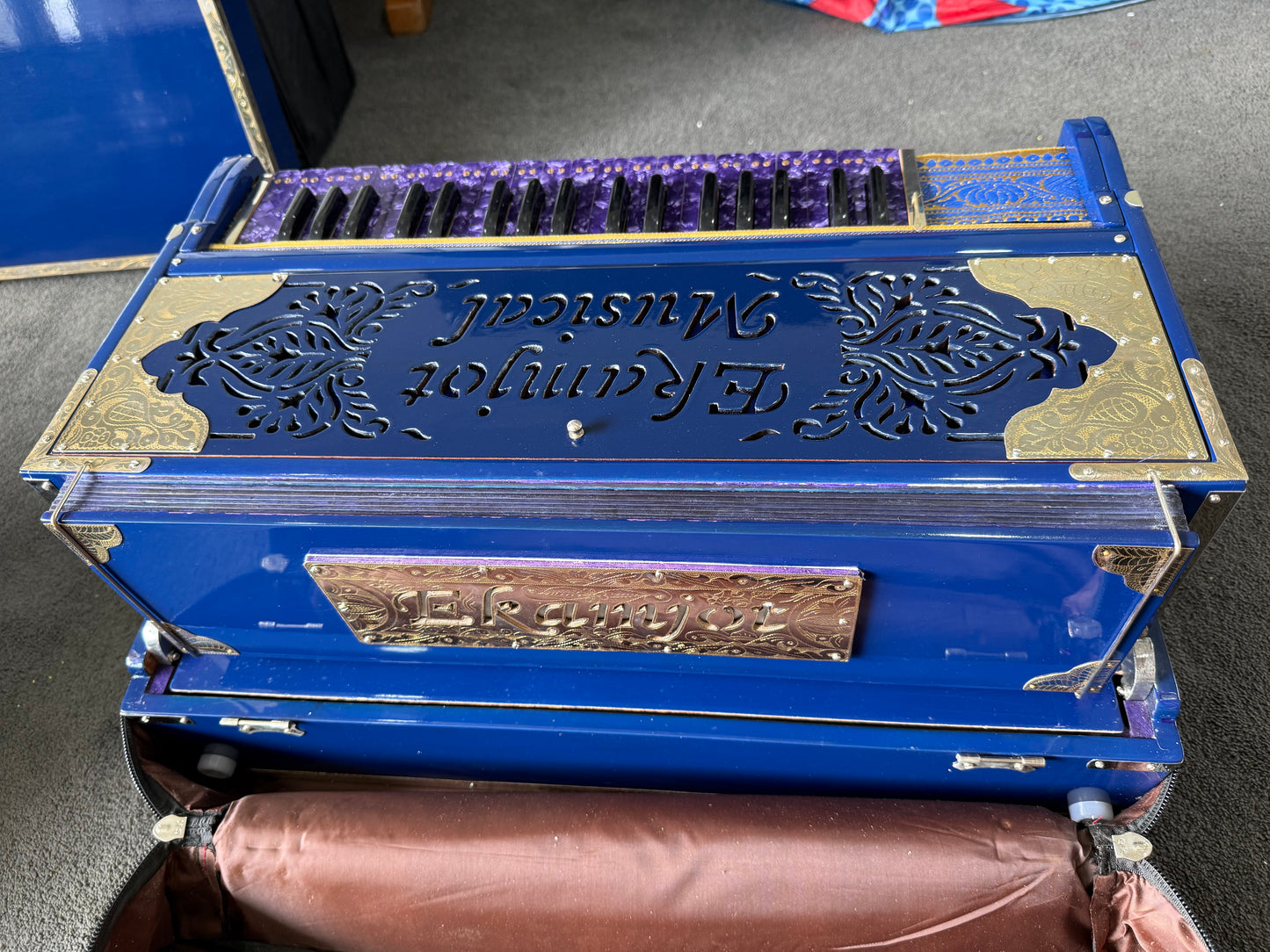 9 scale changer Harmonium Premium Quality