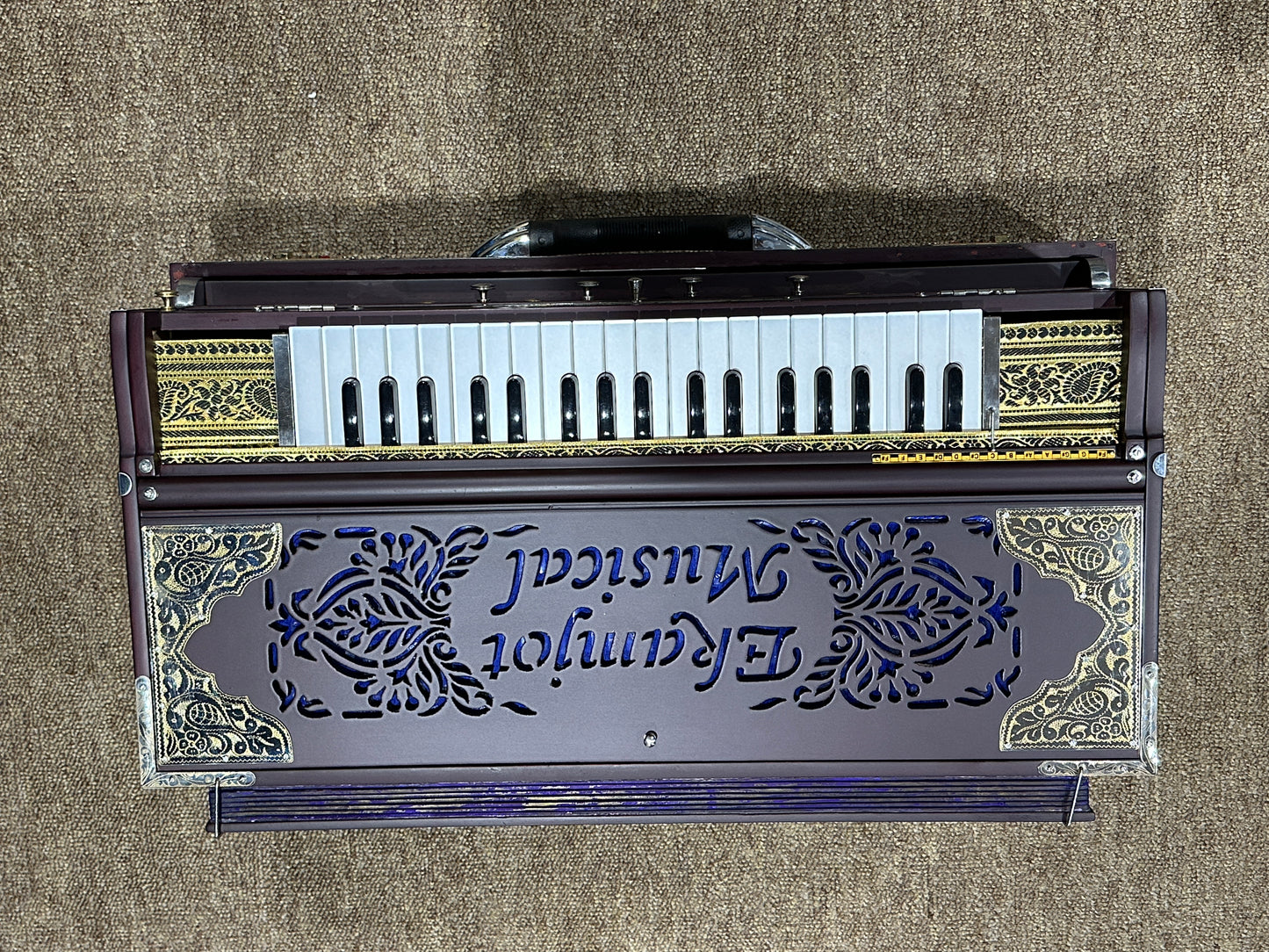 13 Scale Harmonium