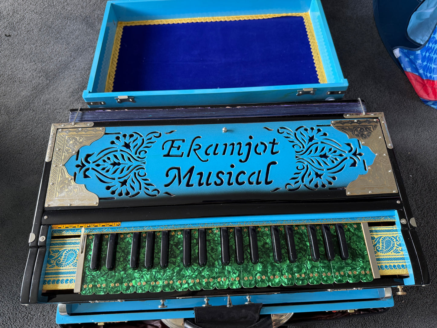 9 scale changer Harmonium Premium Quality