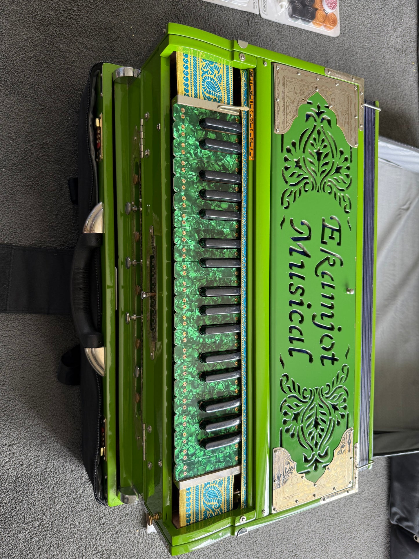 9 scale changer Harmonium Premium Quality