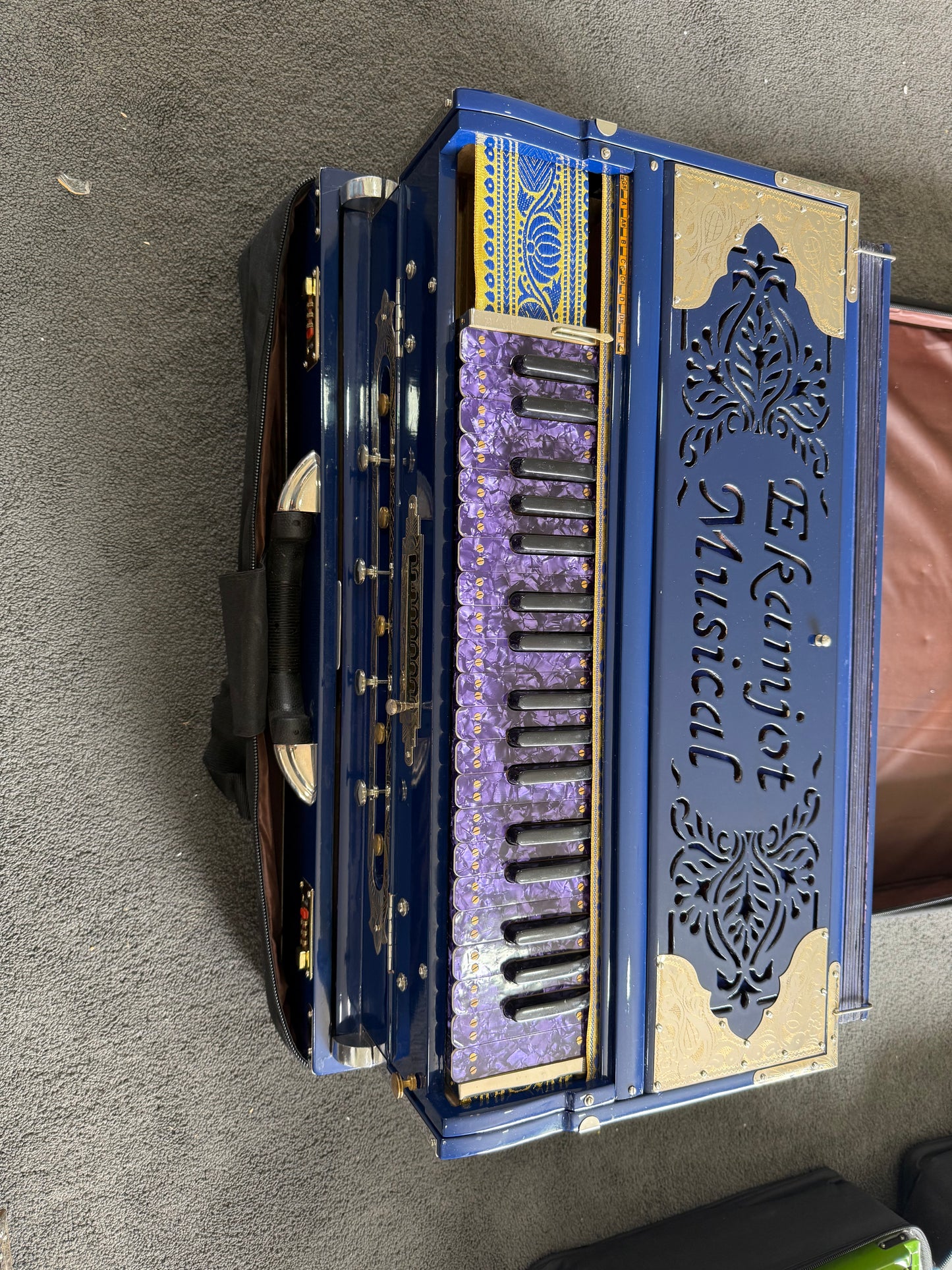 9 scale changer Harmonium Premium Quality